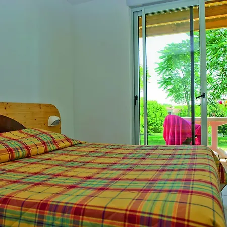 Resort Vtf Le Domaine Du Peyrichoux Singleyrac