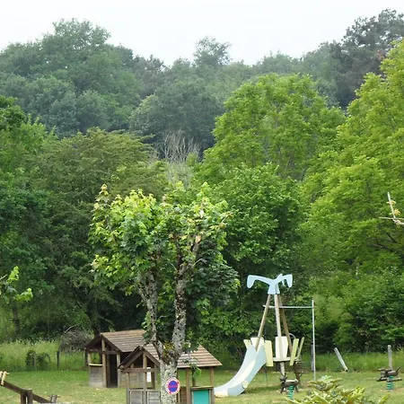 Vtf Le Domaine Du Peyrichoux Resort 3*